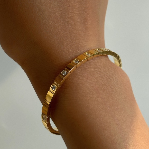 18K Gold Zircon Bangle Bracelet*Minimalist*Waterproof and Sweatproof*TarnishFree - Picture 1 of 5
